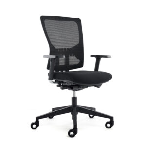 Silla de oficina rocada brazos regulables asiento tela ignifuga y respaldo malla color negro